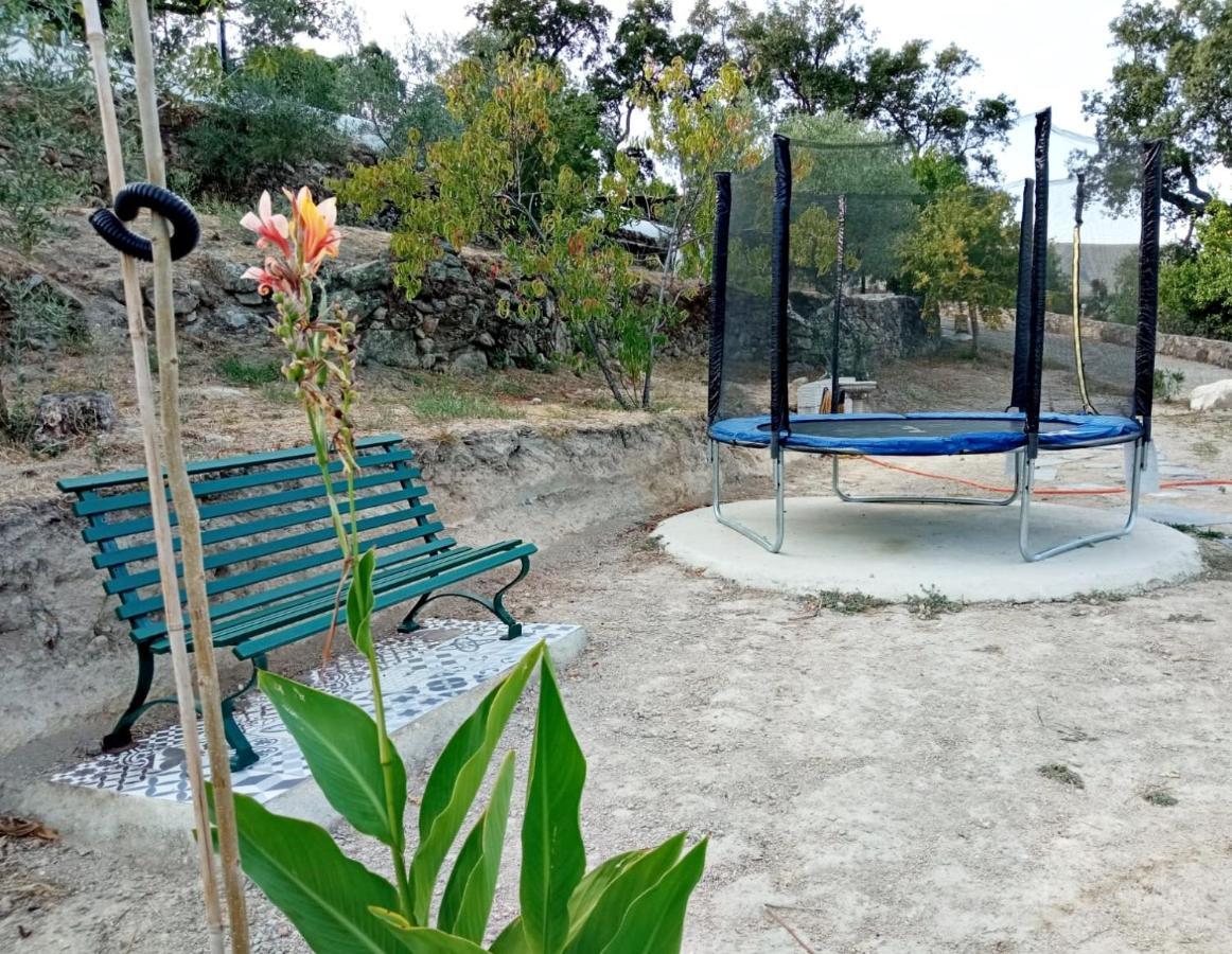 Aloja. entero El Mirador de Acebo 4 estrellas piscina Exterior foto